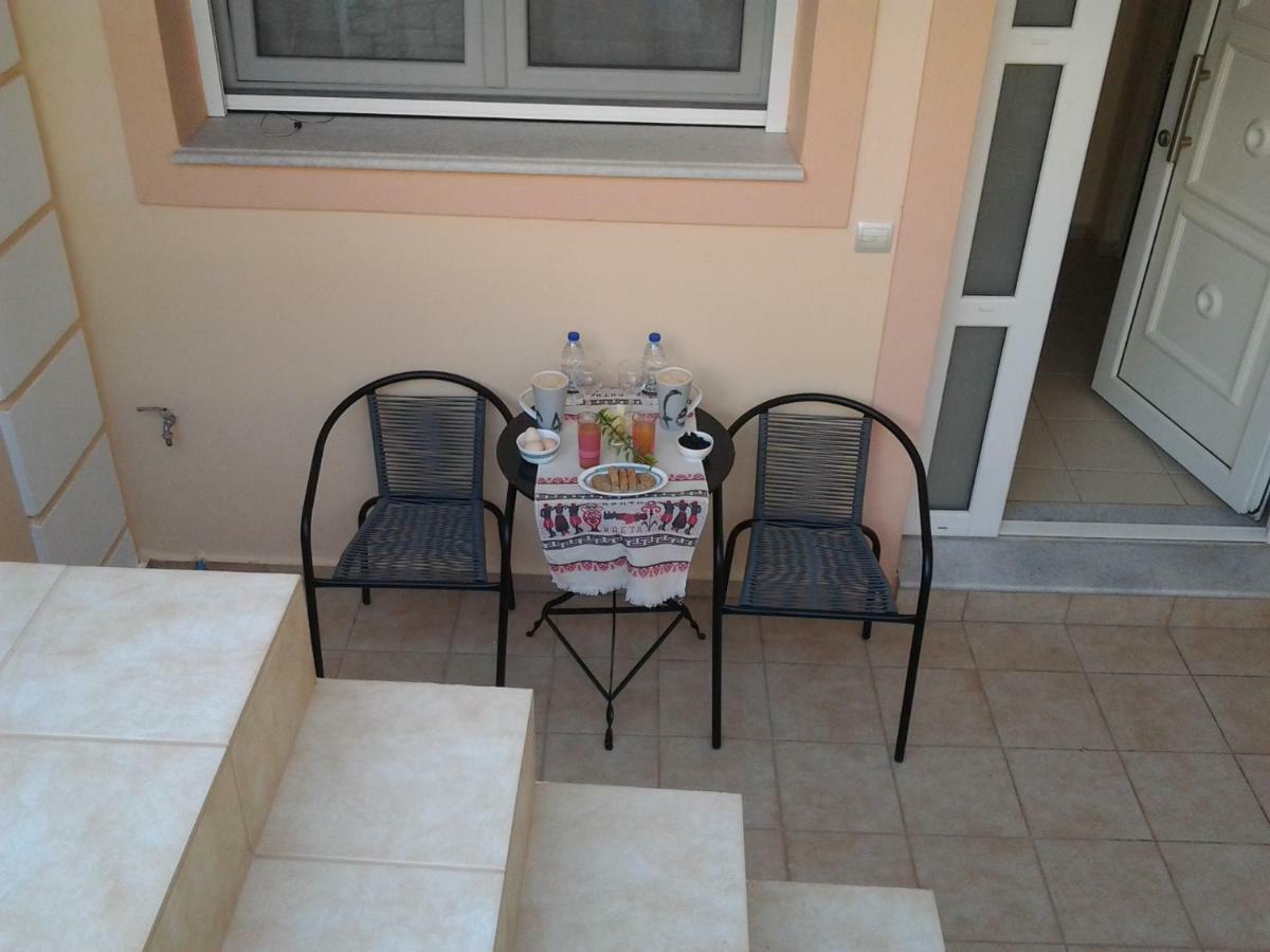 Father'S House In Kissamos Korfalonas Exterior photo